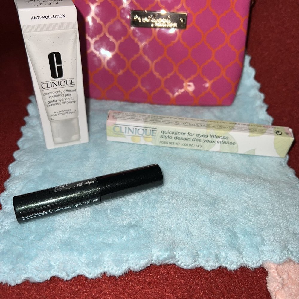NEW CLINIQUE BEAUTY KIT